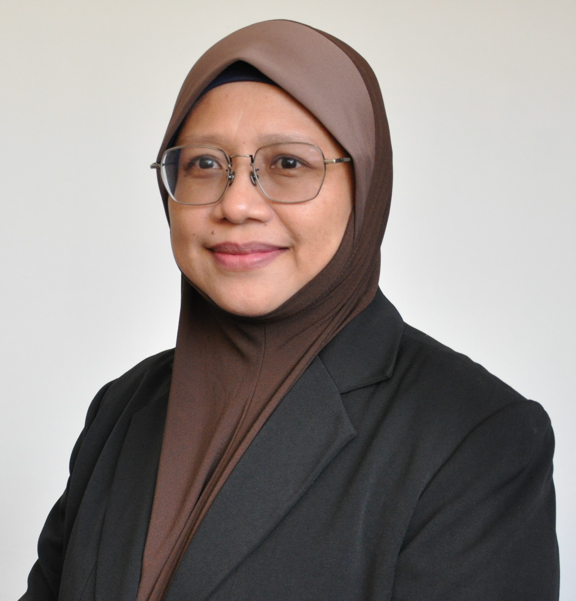 Dr. Harlina Ahmad